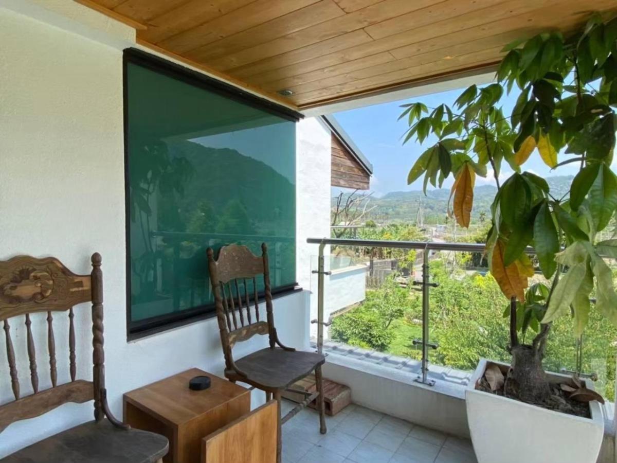 Roaming Cloud Sun Moon Lake B&B Yuchi Esterno foto